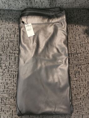 Express Shiny Faux Leather Leggings - Black
